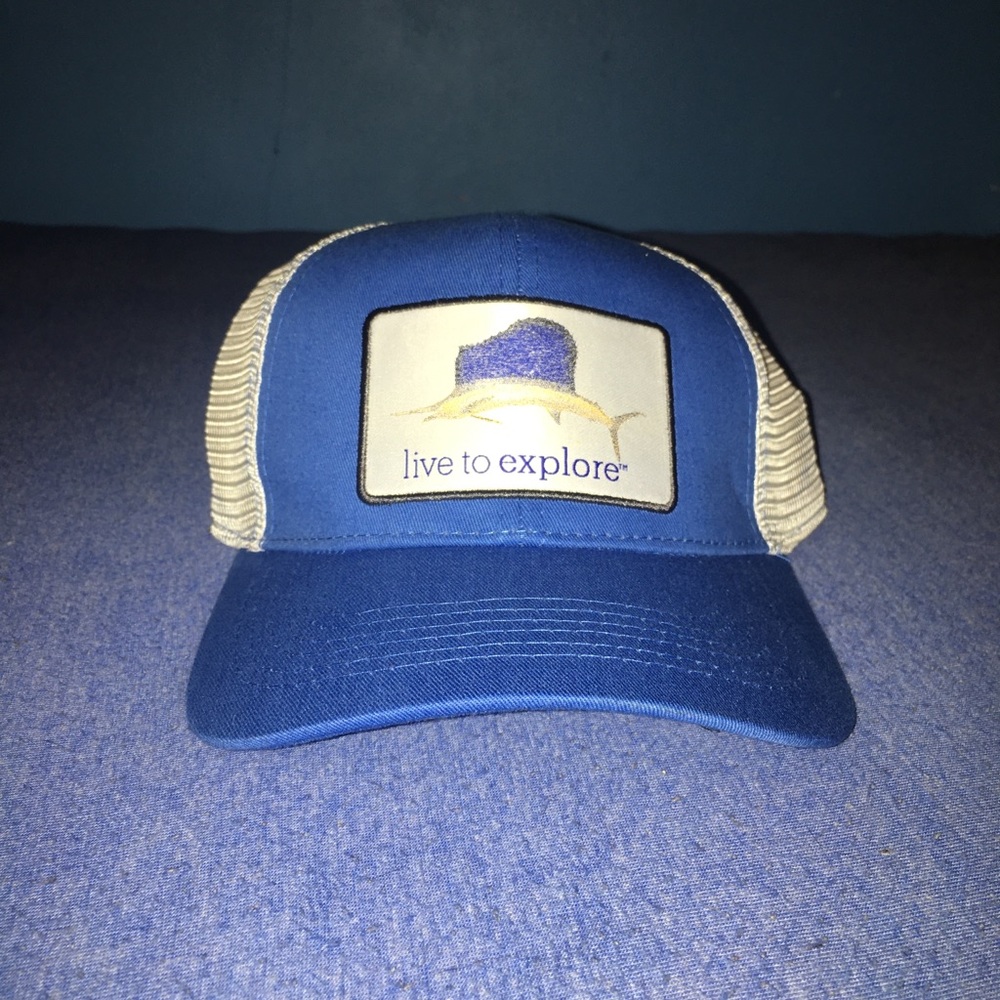 MAGELLAN LIVE TO EXPLORE HAT